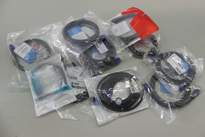 Konvolut diverse Kabel u.a. HDMI Kabel